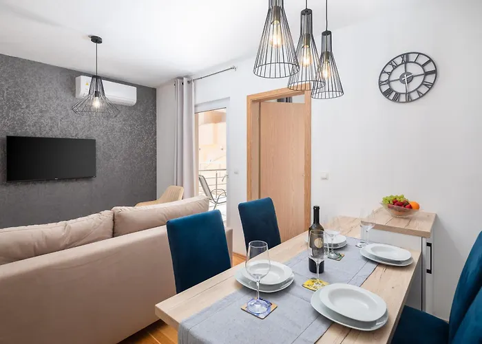 Noa With Sea View And Private Parking