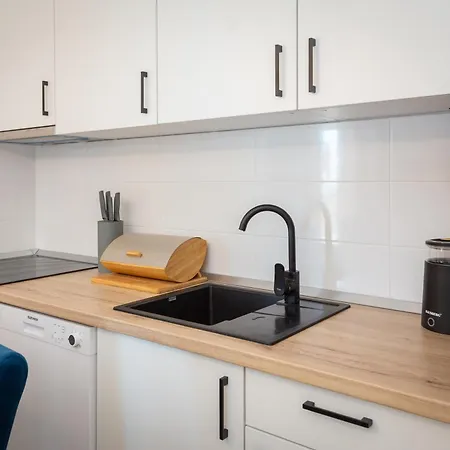 Noa With Sea View And Private Parking *