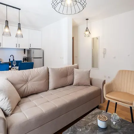 Noa With Sea View And Private Parking Apartman